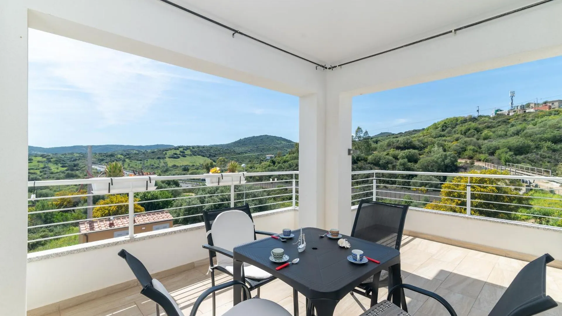 Casa Virgi Vista Mare Villa Budoni Vakantiehuis